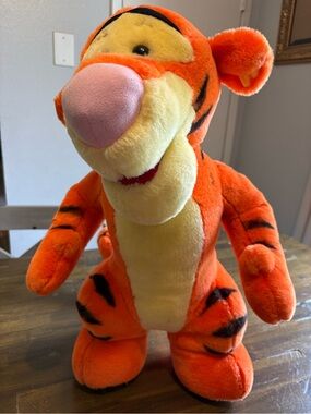 TIGGER Large Jumbo Mattel Arco Toys Plush Toy 20 Inch Disney Winnie the Pooh
